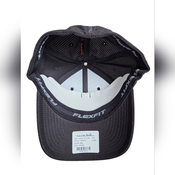 Travis Mathew Spyglass Hill Black Cap L/XL - Picture 3 of 3